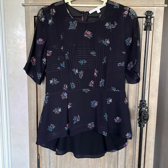 Veronica Beard Braden Papyrus Pintuck Sheer Chiffon Peplum Top size 4 - Picture 4 of 10